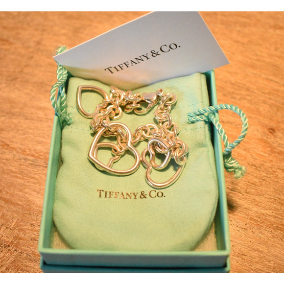 Vintage Tiffany & Co 925 Sterling Silver Open Heart Charm Bracelet Y2K - Picture 2 of 10